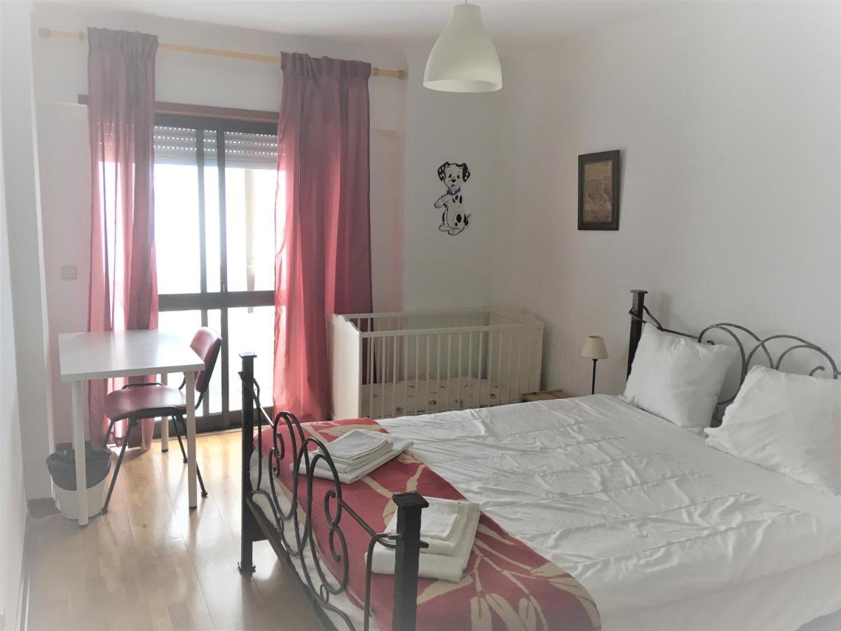Apartamento Familiar Lisboa Taguspark Sao Marcos  ภายนอก รูปภาพ