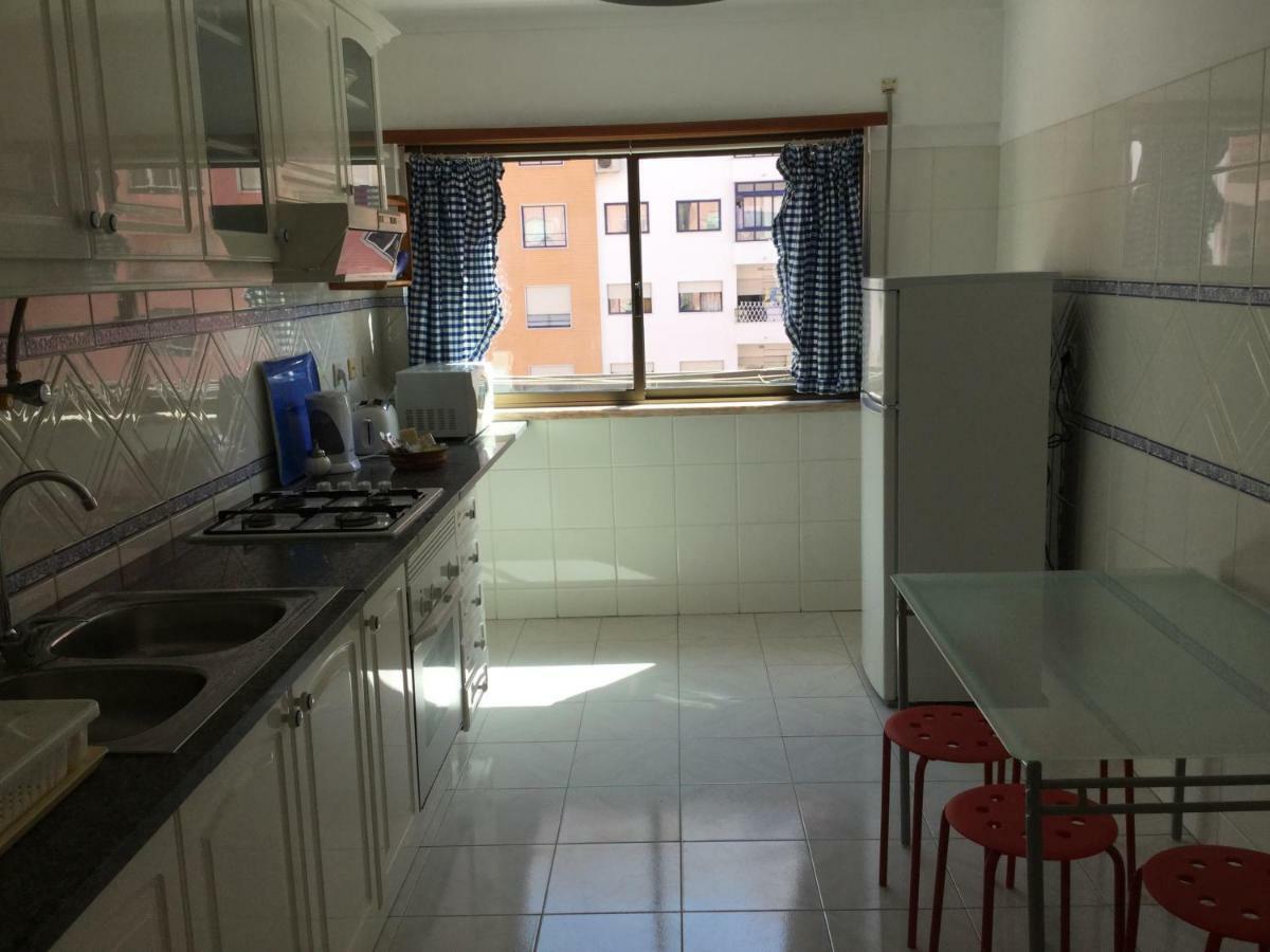 Apartamento Familiar Lisboa Taguspark Sao Marcos  ภายนอก รูปภาพ